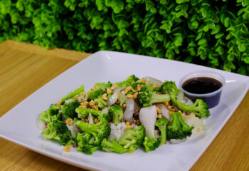 BROCCOLI BEEF BOWL W JASMINE RICE*